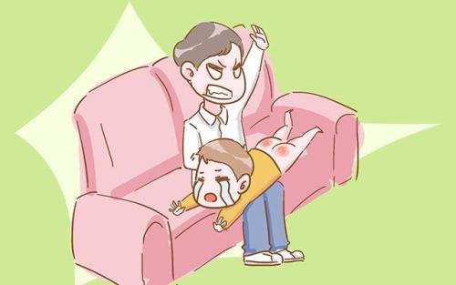 视频曝光!妈妈电梯内拳打脚踢打亲生孩子,持续近一分钟!